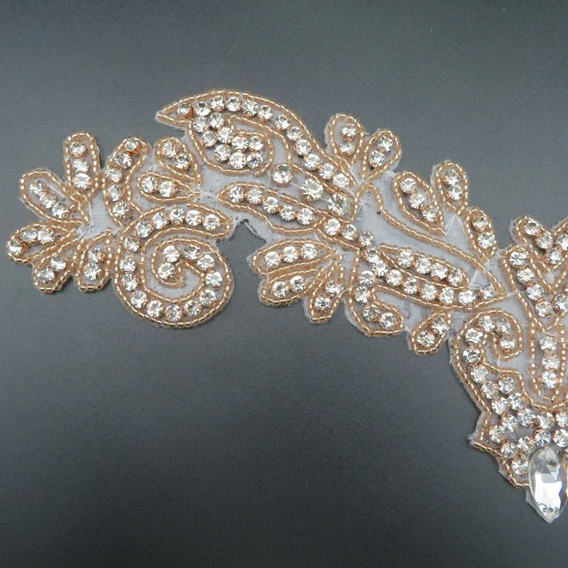 JLZXSY Wholesale Bling V Neck Patch Design Crystal Neckline