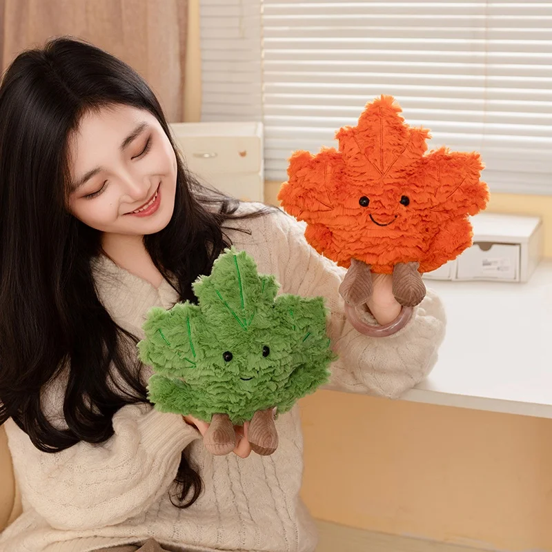 22cm 푹신한 단풍잎 플러시 베개, 녹색 식물 웃는 얼굴 작은 쿠션 (다리 포함), 가정용 실내 장식 플러시 장난감 선물