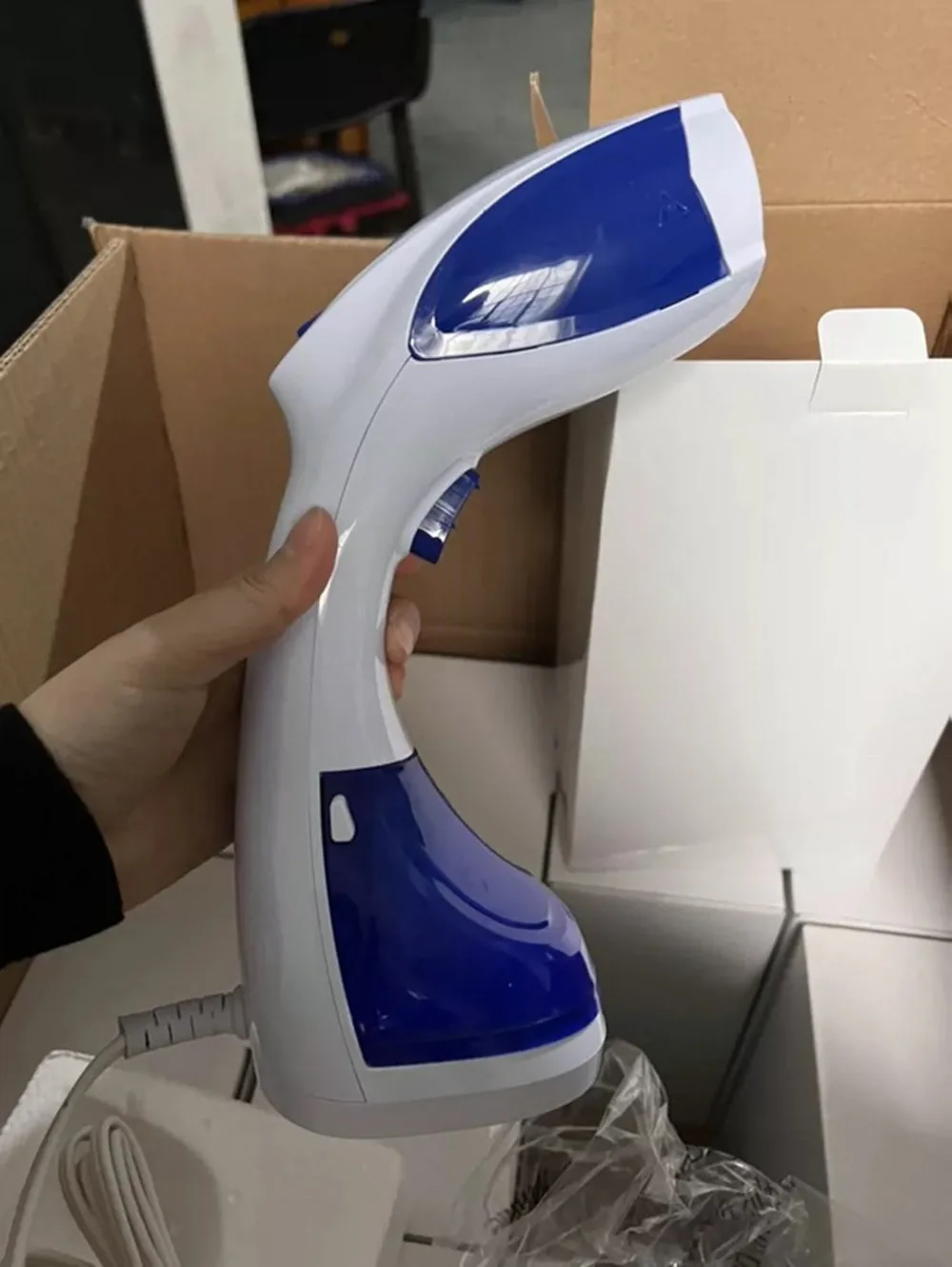 

Mini Garment Steamer Handheld Portable Clothes Ironing Wet Dry Ironing Machine For Home Travel Easy to Operate Continuous Steam