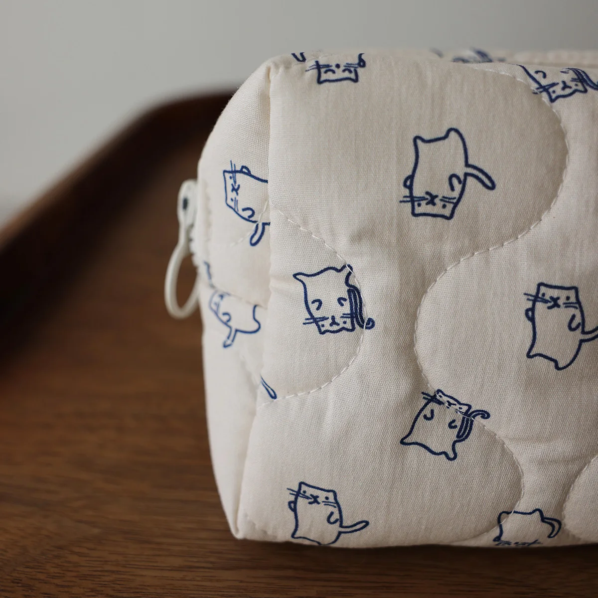 Cartoon hand-painted kitten cute storage bag fabric cosmetic bag travel portable toiletry storage bag woman makeup bag 5