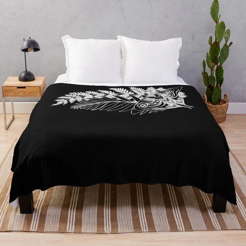 

The Last of Us Ellies Tattoo Classic Throw Blanket Weighted Hairy Luxury Designer Blankets