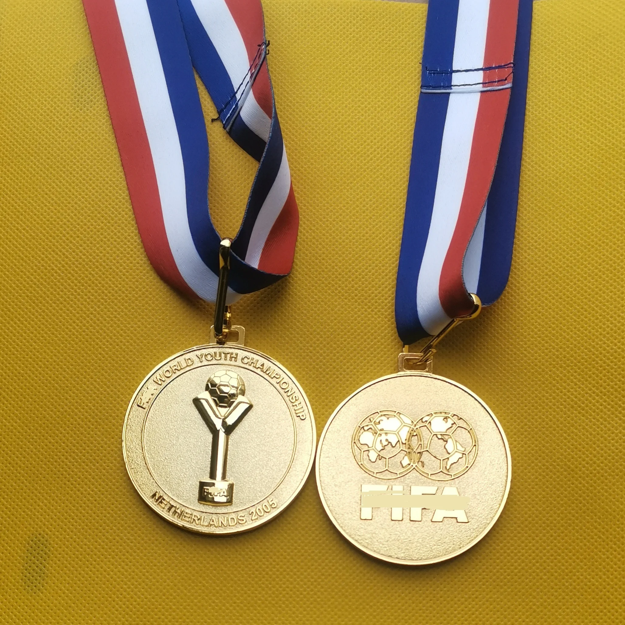 2005 The World Younth Championship Medal The Netherlands 2005 Medal Football Champions Medals Metal Medals Soccer Souvenirs