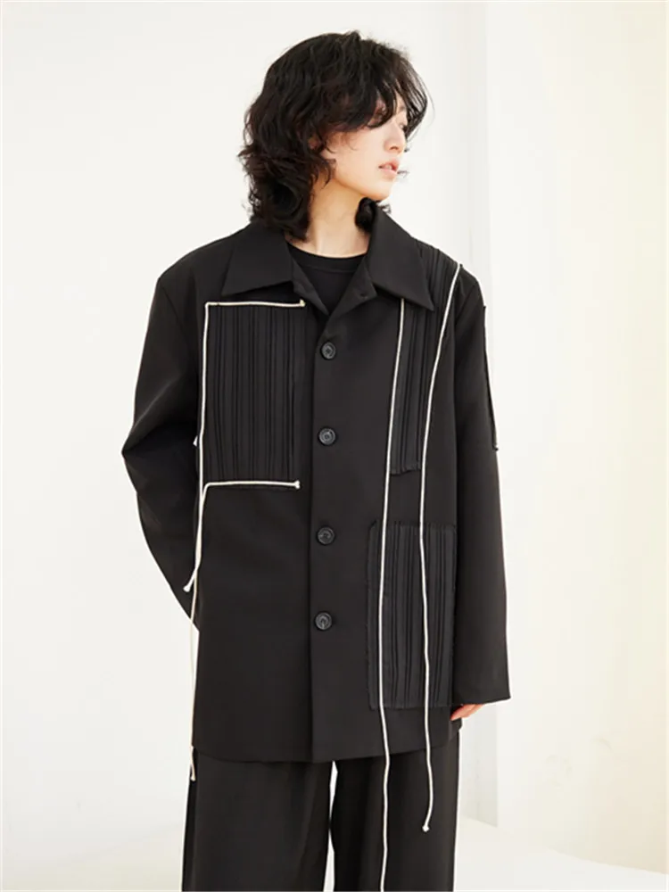 

2023 New design dark patchwork pressed pleated fabric white line suit jacket
