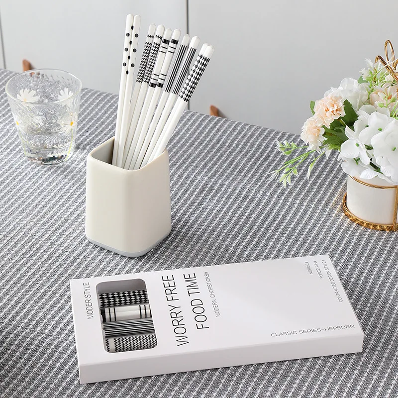 

5pcs Hepburn Style Ceramic Chopsticks High Temperature Resistance Bone Porcelain Long Sushi Household Chopsticks Mould Proof