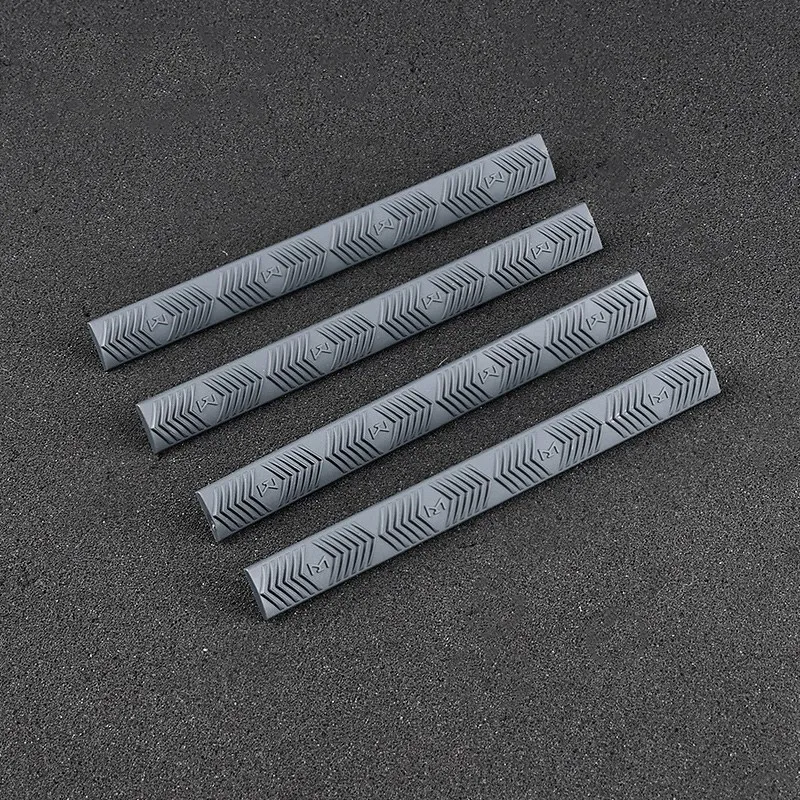Рисунок 2 - Тактические аксессуары MLOK Nynon