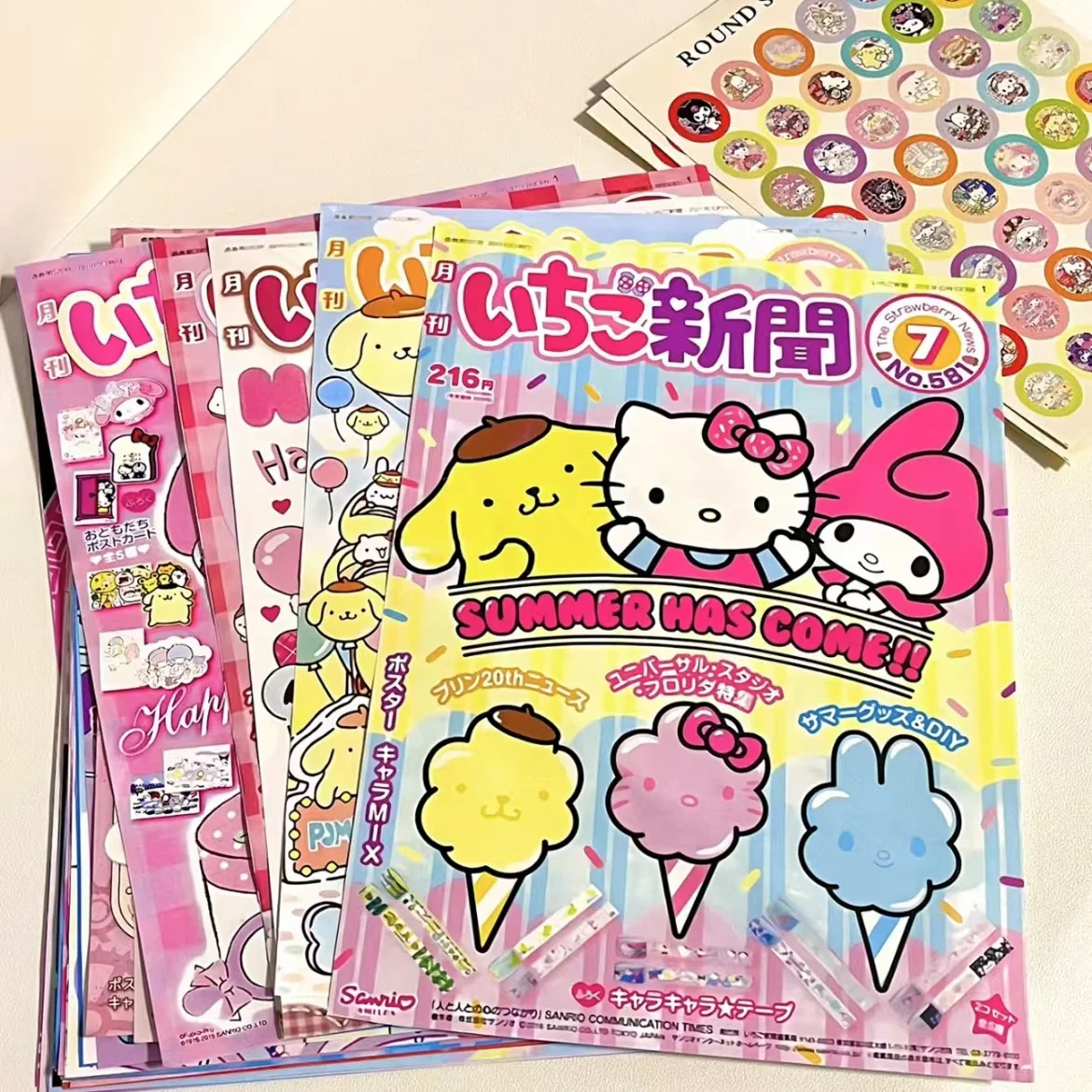 KawaiiSanrioPosterHelloKittyKuromiPostersPaperCartoonCinnamorolMelodyPaintingWall