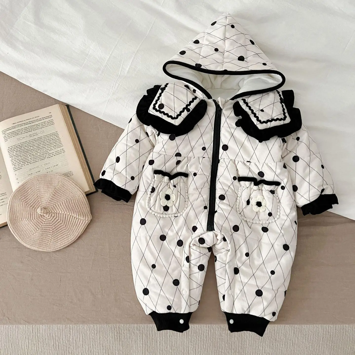 

Autumn Winter Boy Baby Plaid Cardigan Hooded Fleece Warm Romper Girl Children Plus Velvet Thicken Jumpsuit Kid Cotton One-piece