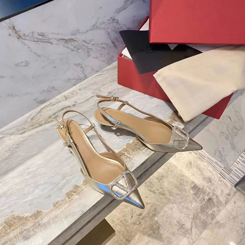 موضة مثير الصنادل الفاخرة خنجر للنساء 2025 الصيف أ...