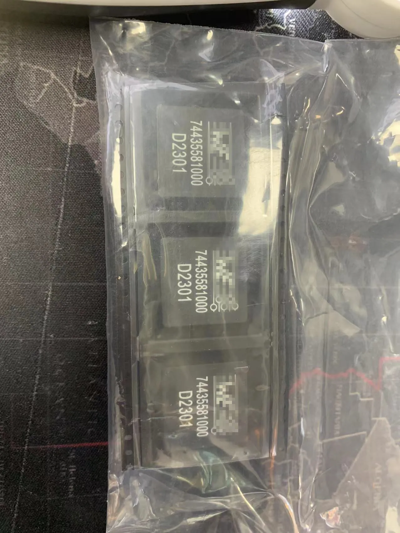 

1 шт. 74435581000 ( 2212 10UH 26A) высокотоковые индукторы 22 мм * 22 мм * 12 мм сопоставление Бом/универсальный чип купить оригинал