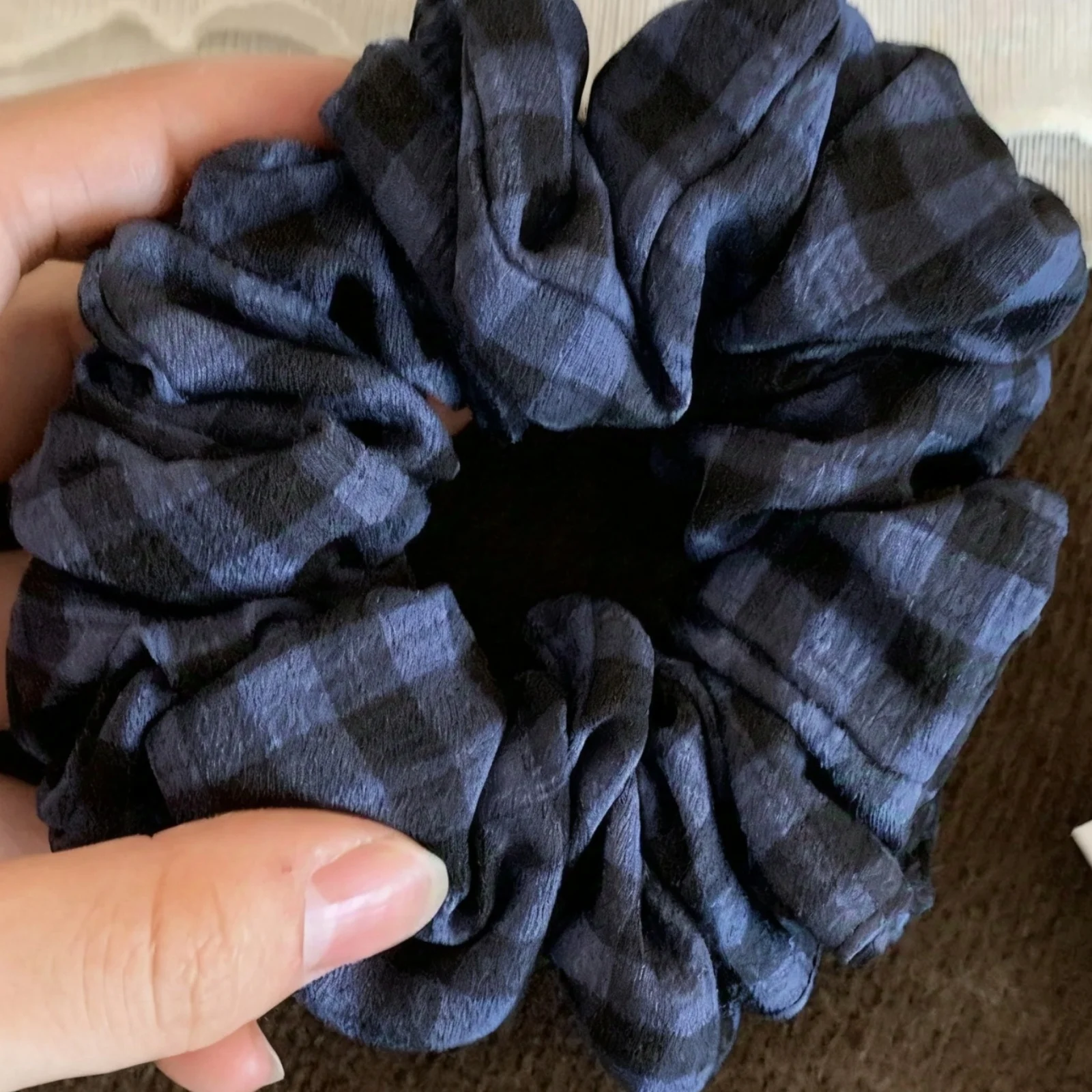 1PC Plaid Hair Scrunchie, Navy Blue Elastic Hair Tie, Vintage - Style Soft Hair Accessory For Women,Daily & Party Use