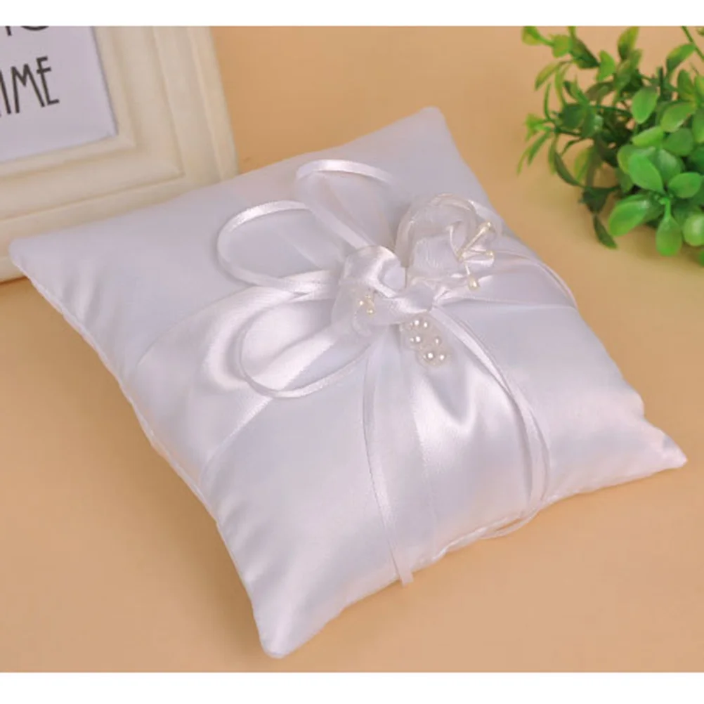 

Wedding Ring Pillow Cushion Pearl Flower Decorated Ring Bearer Pillow 15x15cm Wedding Supplies Bridal Flower Bud Ring Pillow