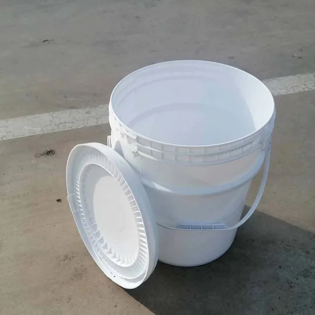 Manufacturer of 20 liter white paint plastic bucket