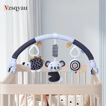Passeggino per neonati Arco giocattolo Bar da gioco Divertimento Neonati Attività sensoriale regolabile per capicorda e seggiolino sicuro per auto Letto sospeso Giocattoli