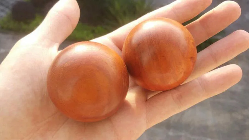 Fitness spend pear care wood-pellet palm massage ball senile rehabilitation therapy tool "