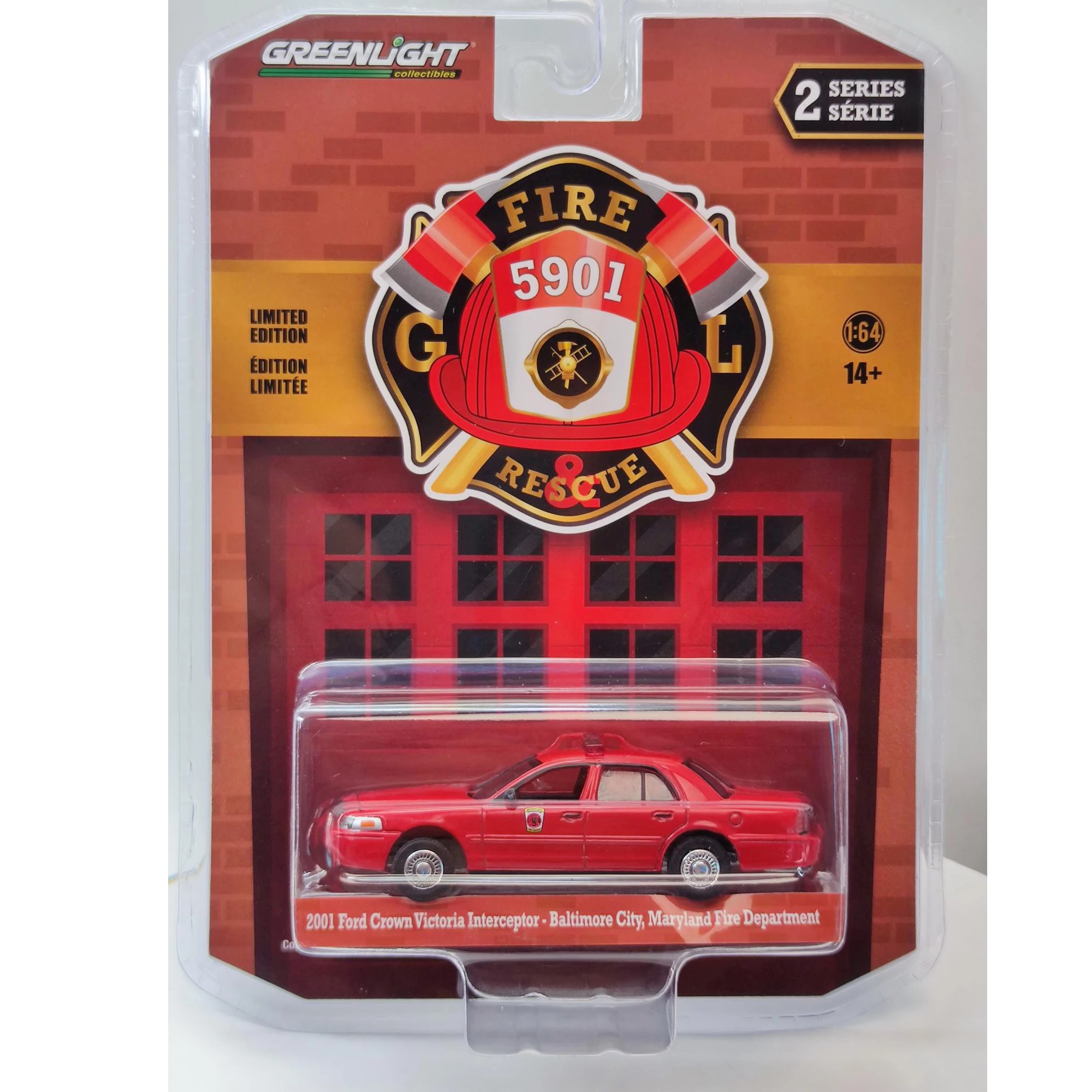 GreenLight 1:64 Scale 2001 Ford Crown Victoria Pursuit Police Car