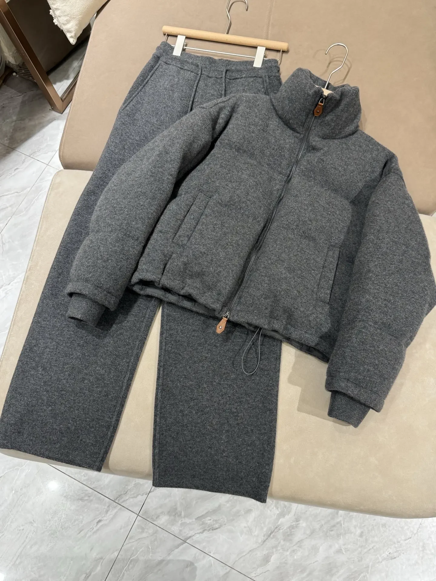 Women's 2-Piece Set Autumn Winter Stand Collar Long Sleeve Jacket + High Waist Straight Wide Leg Pants Warm Suits