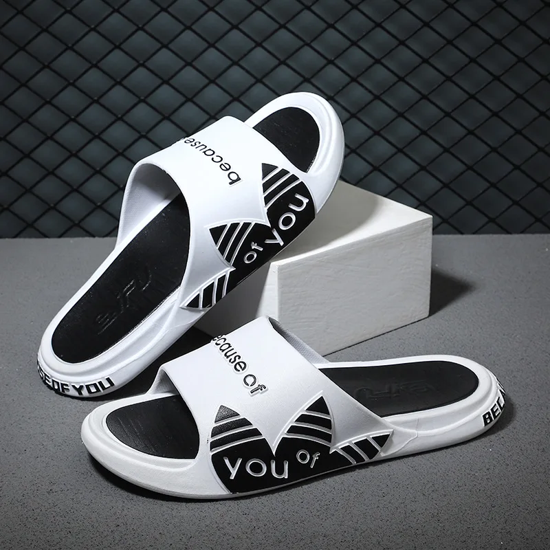 Men Madam Trend New Summer Slippers EVA Soft Bottom Cloud Slides Light Beach Shoes Male Suitable Indoor and Outdoor