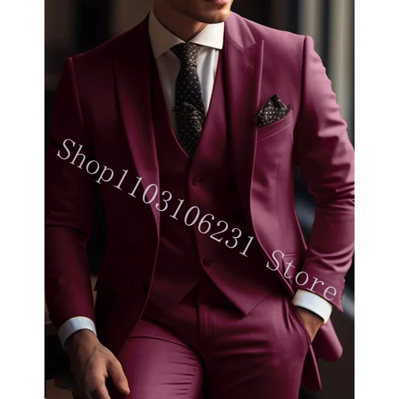 Рисунок 2 - Костюм мужской свадебный из блейзера