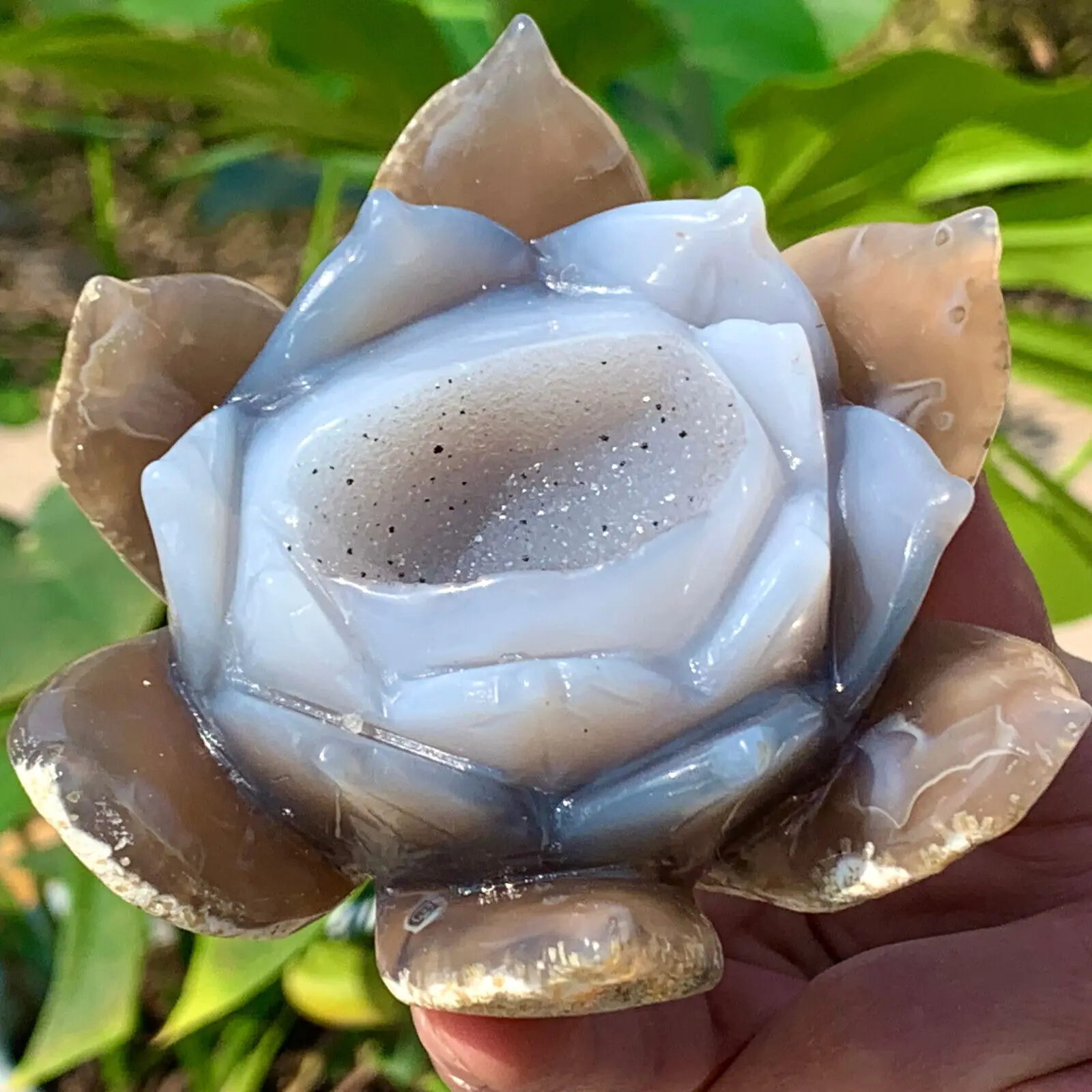 

Magical Rare Natural Agate Geode ​Engrave Lotus Quartz Crystal Mineral Specimen Healing Energy Gem Home Office Degaussing Decora