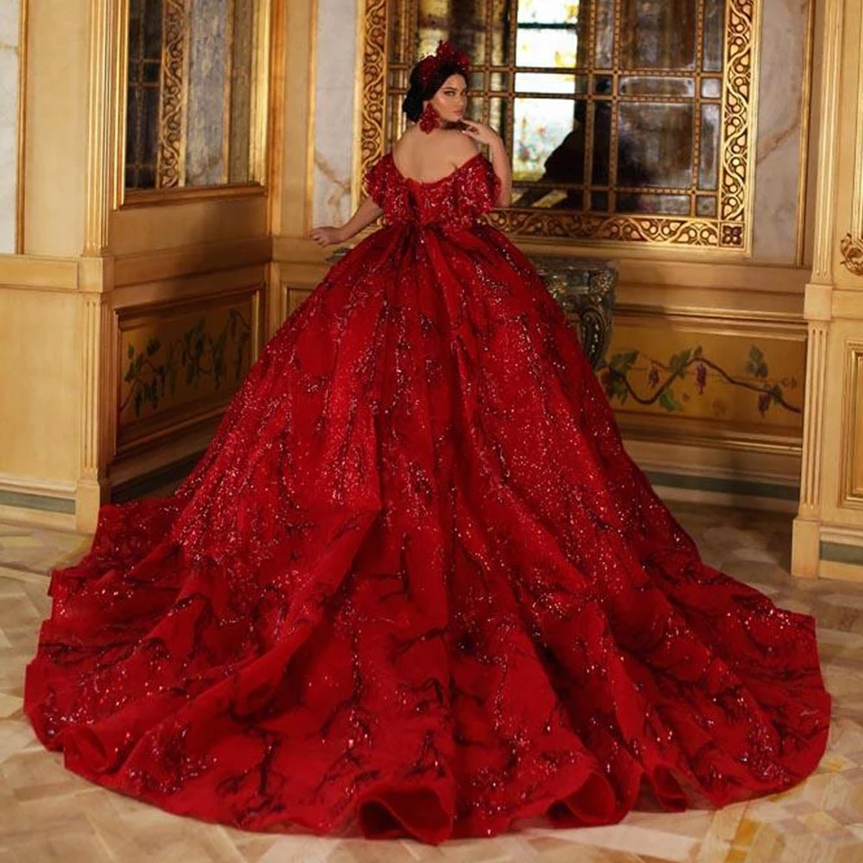 Burgundia Sweetheart Quinceanera sukienki z krótkim rękawem 2023 luksusowa aplikacja suknia balowa obszywana koralikami księżniczka Prom Party szaty De Soirée