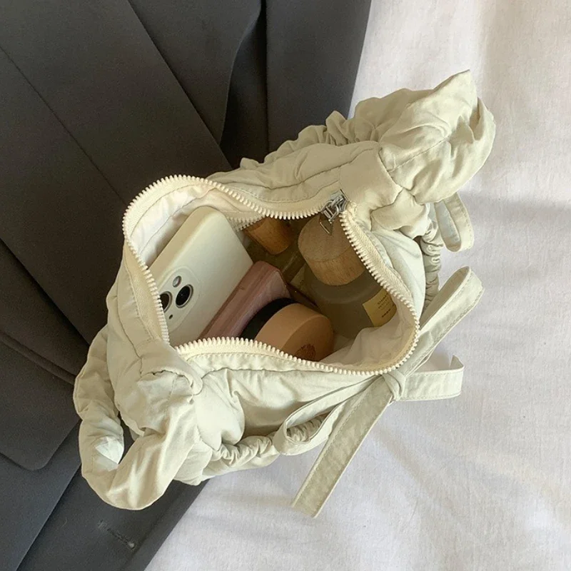 Women's Handbags Waterproof Nylon Shoulder Bags Large Capacity Leisure Single Crossbody Bags for Women Drawstring Pleated Bag