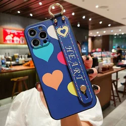 Charming Love Heart Wrist Strap Phone Case with Handheld Design - S23 FE (631)