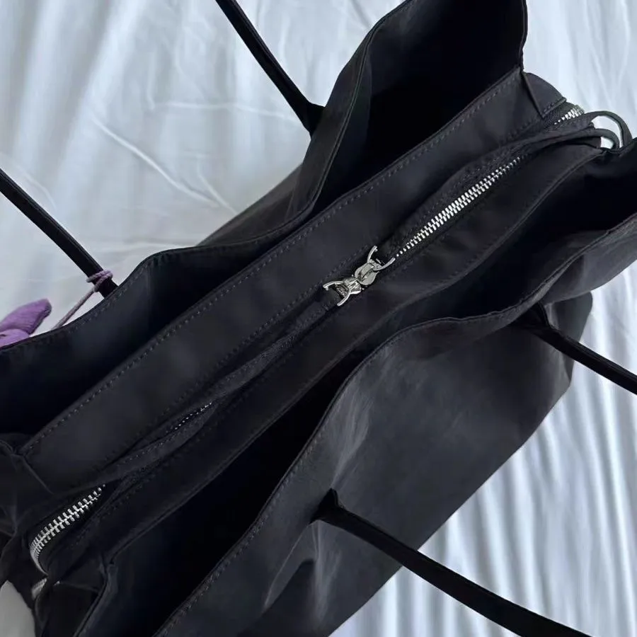 Women's Solid Black Cool Tote Bag 2025 New Fashion Simple Nylon Large Capacity Commuter Double Zipper Compartment HandBags