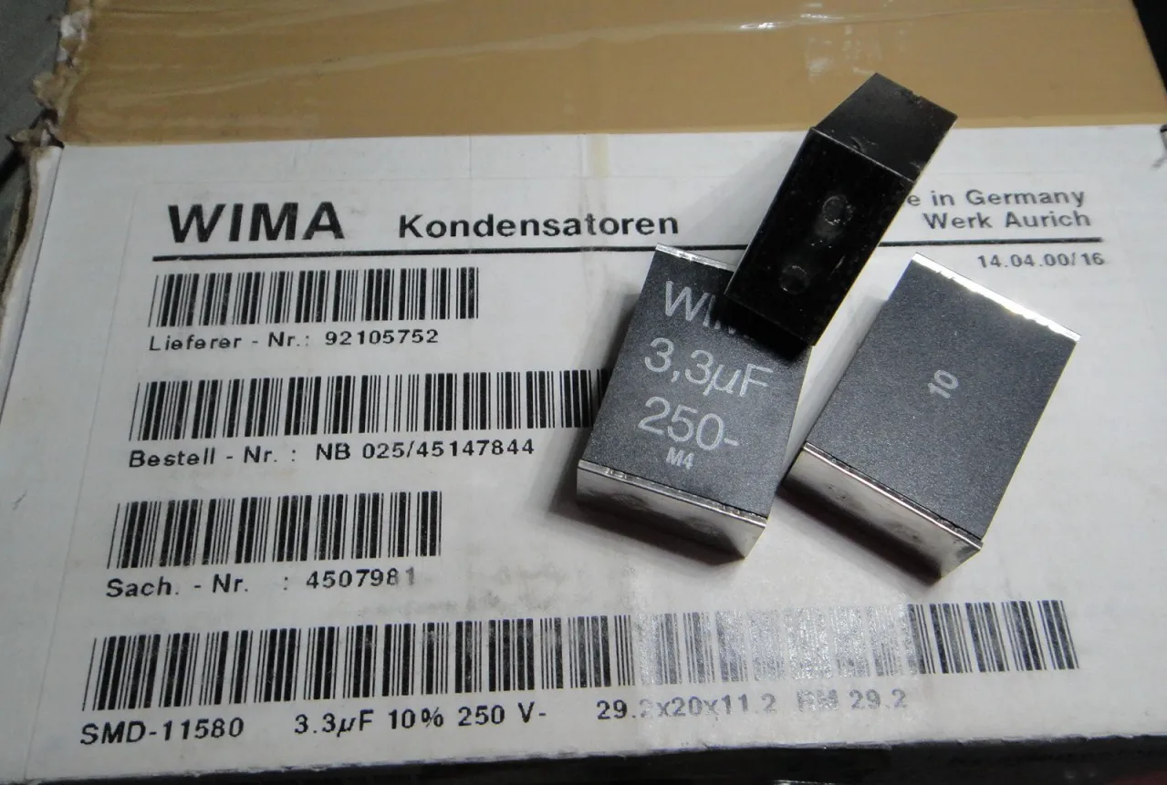

Пленочный конденсатор WIMA Kondensatoren SMD11580 3,3 мкФ/250V 3300nf 3u3f 335, 1 шт.