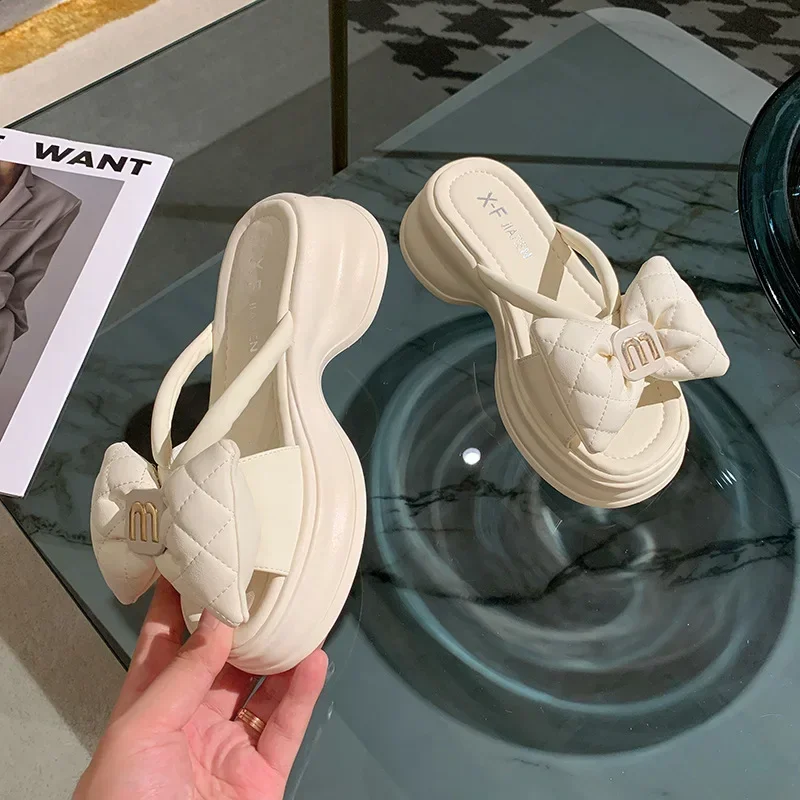 2024 New Korean Edition Casual Beach Shoes Versatile Thick Sole Sandals Women's Shoes Bow Slippers Women's Outwear Summer