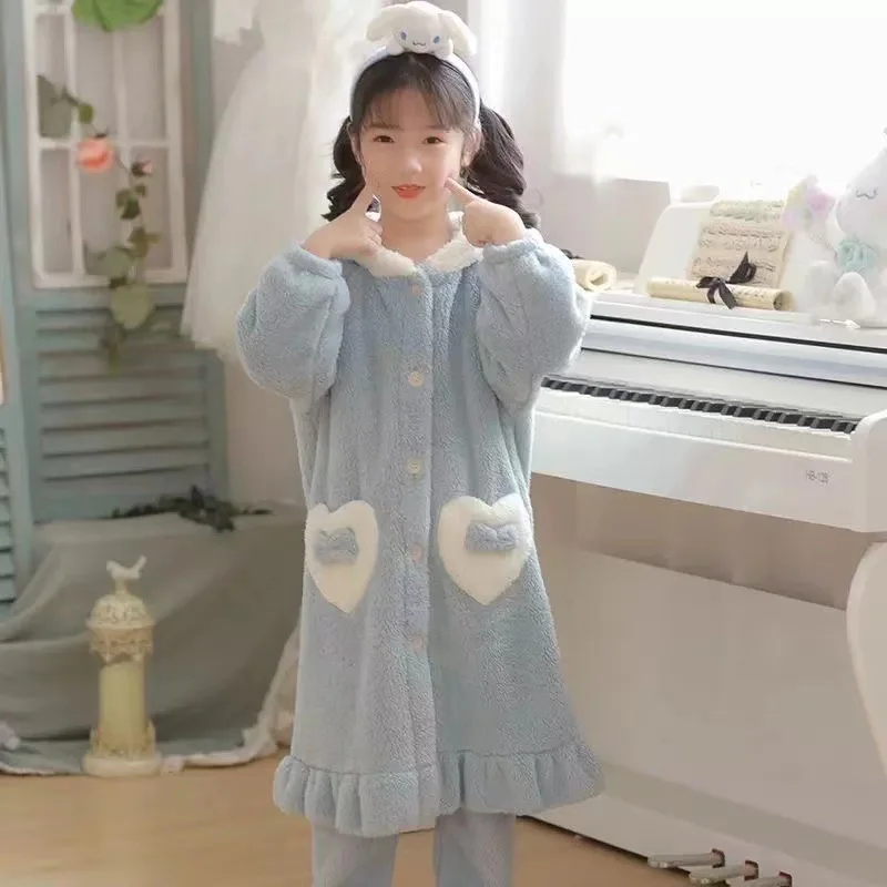 Girls Bathrobes Children Hooded Fashion Winter Fleece Bath Robes Towel Velvet Pajamas Gown