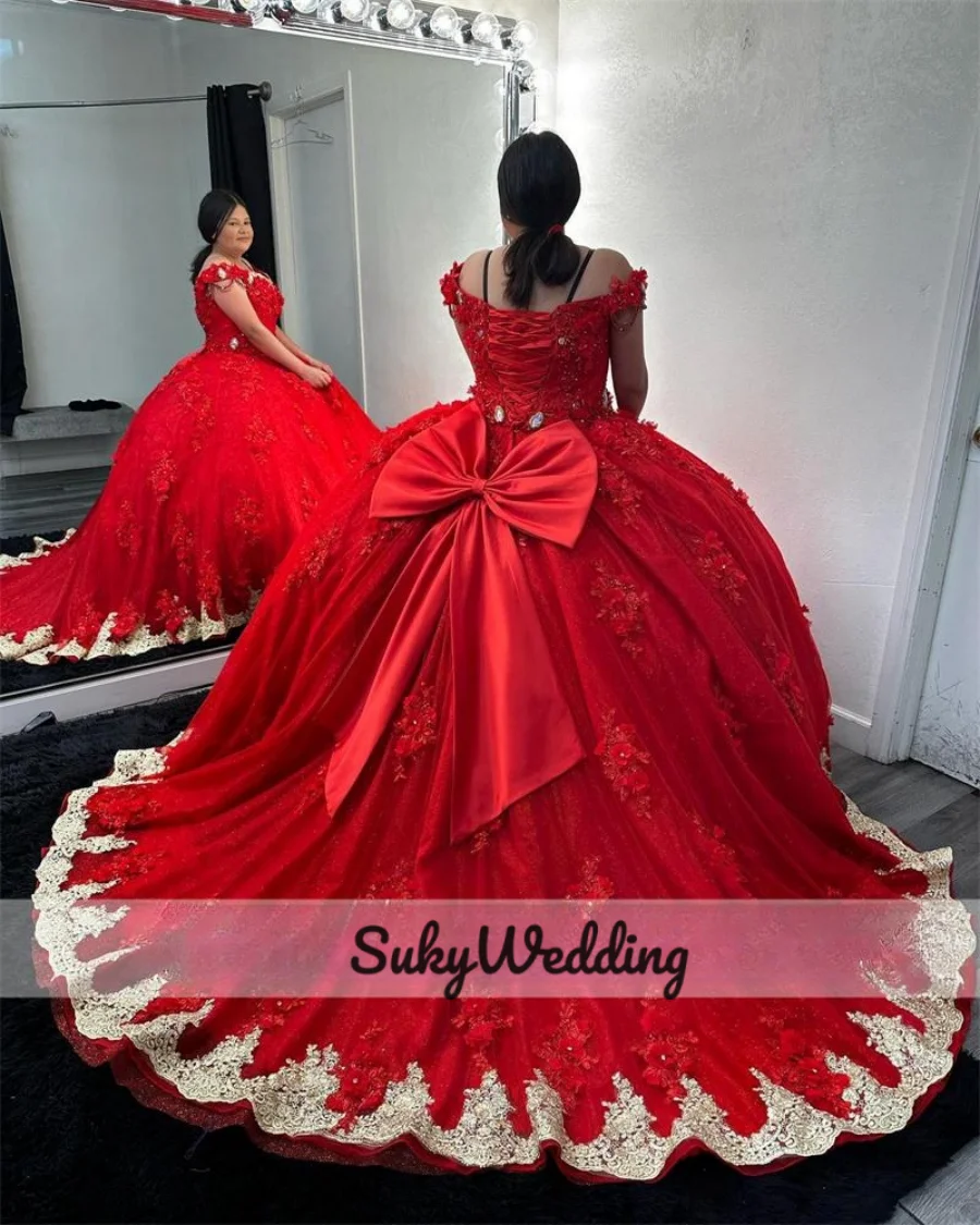 

Red Princess Ball Gown Quinceanera Dresses with Bow Golde Lace 3D Flowers Appliques Rhinestones Sweet 16 Vestidos De 15 Años