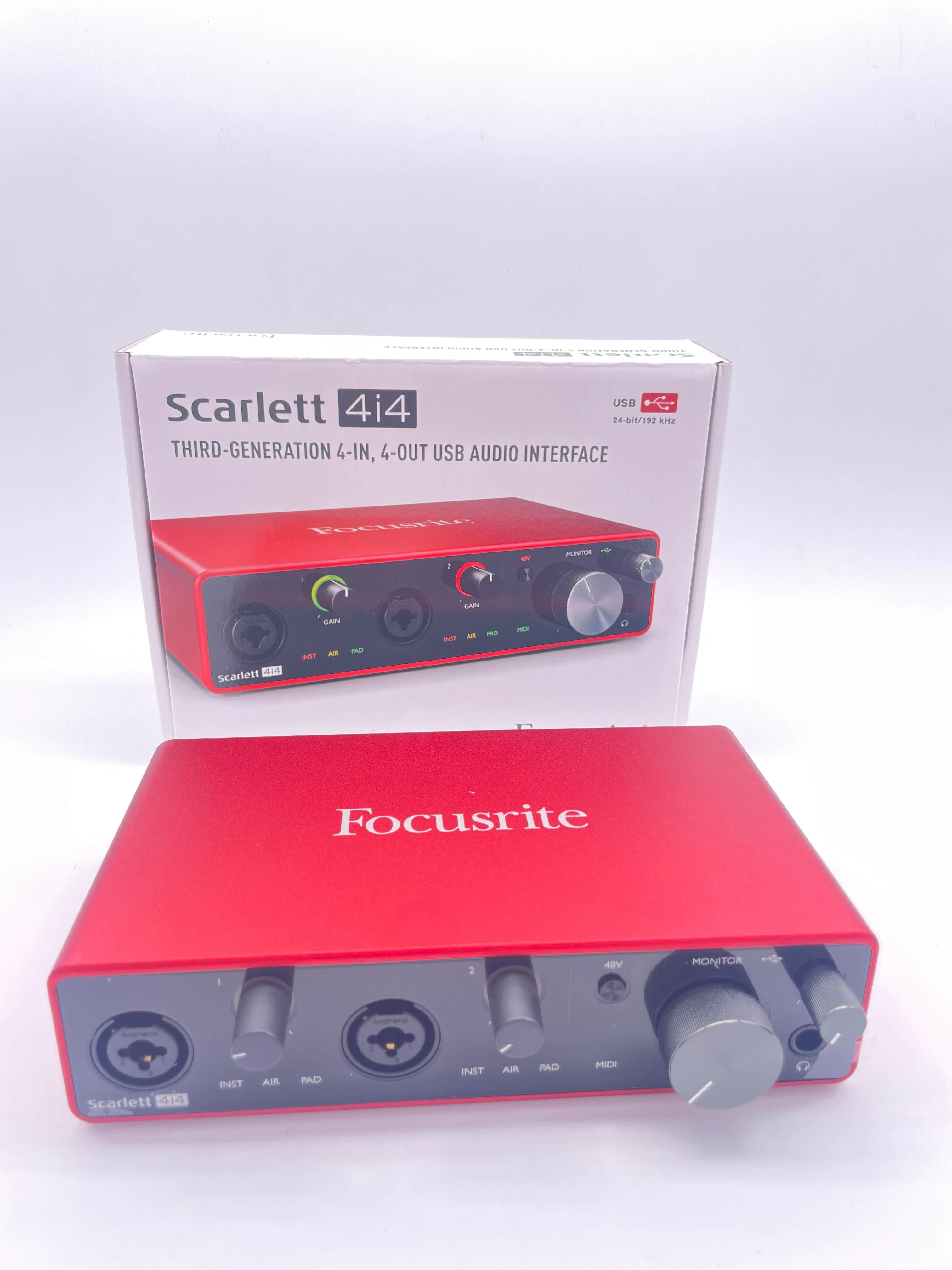 Focusrite Scarlett 4i4 3rd Gen 第3世代 【公式通販】