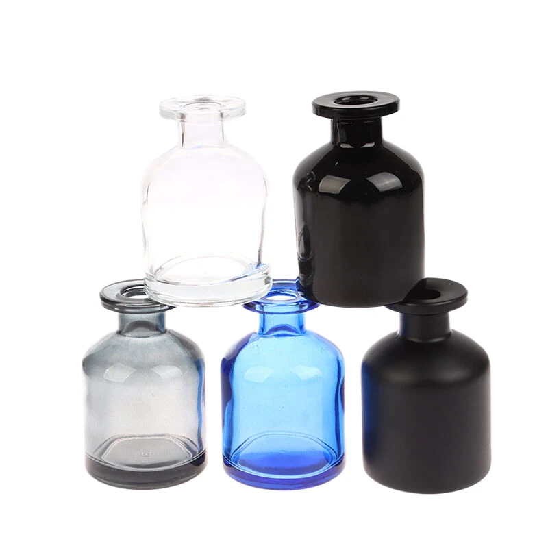 Elegant Glass Fragrance Diffuser Bottle - 100ml Home & Party Gift Essential Oil Container with Reed Sticks