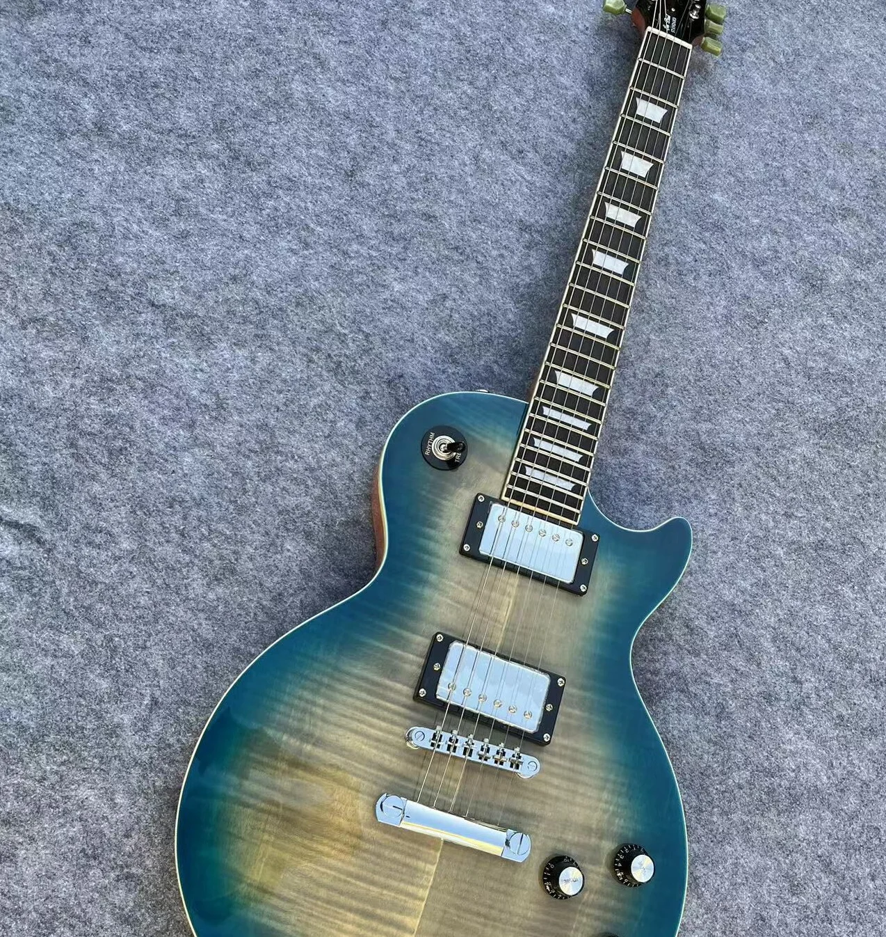

Send in 5 days Flame Maple Top Les Standard LP Paul Electric Guitar in stock GFDSGDSGS