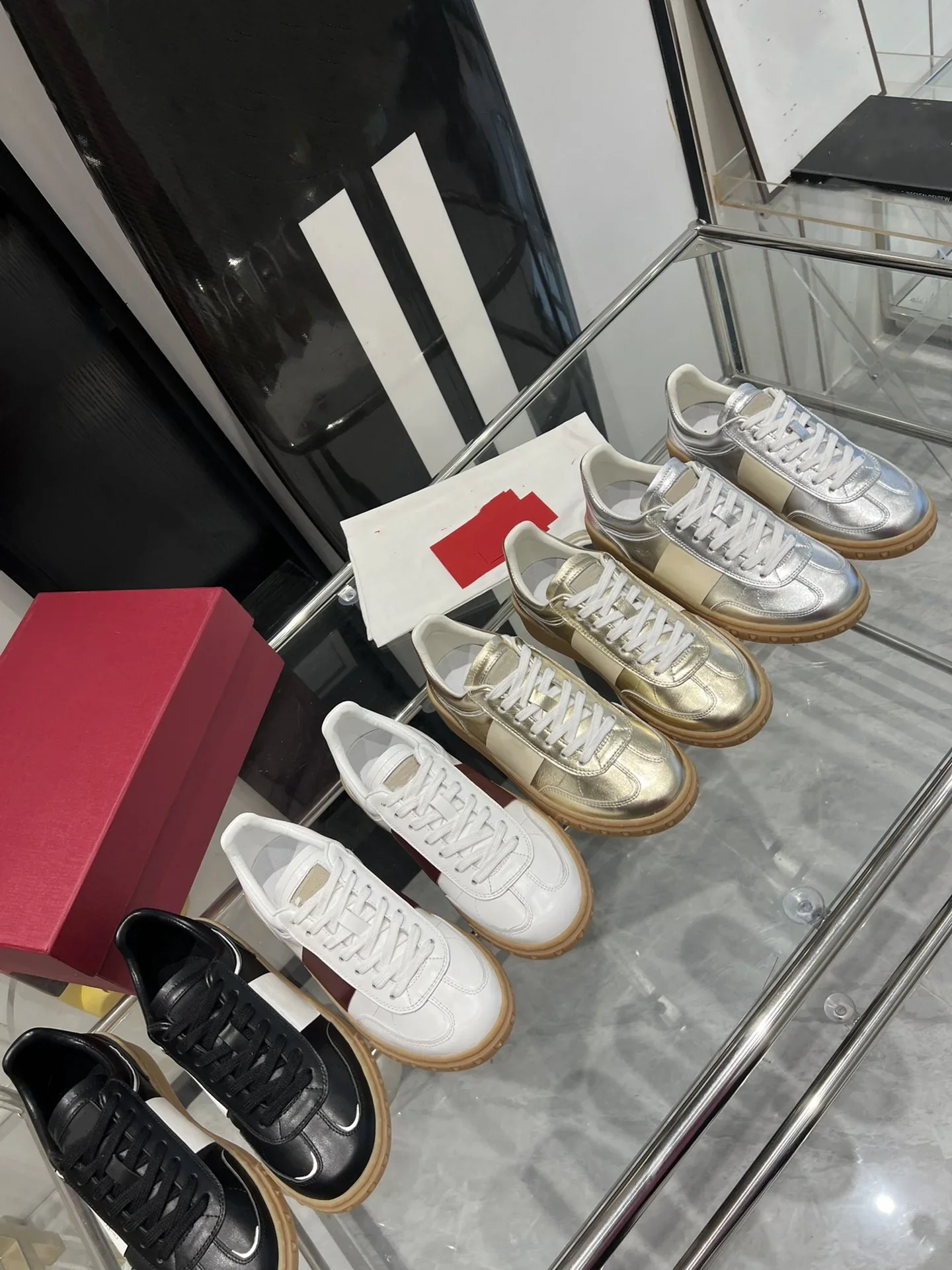 Couple retro fashion low top sneakers, casual color matching lace up sports shoes