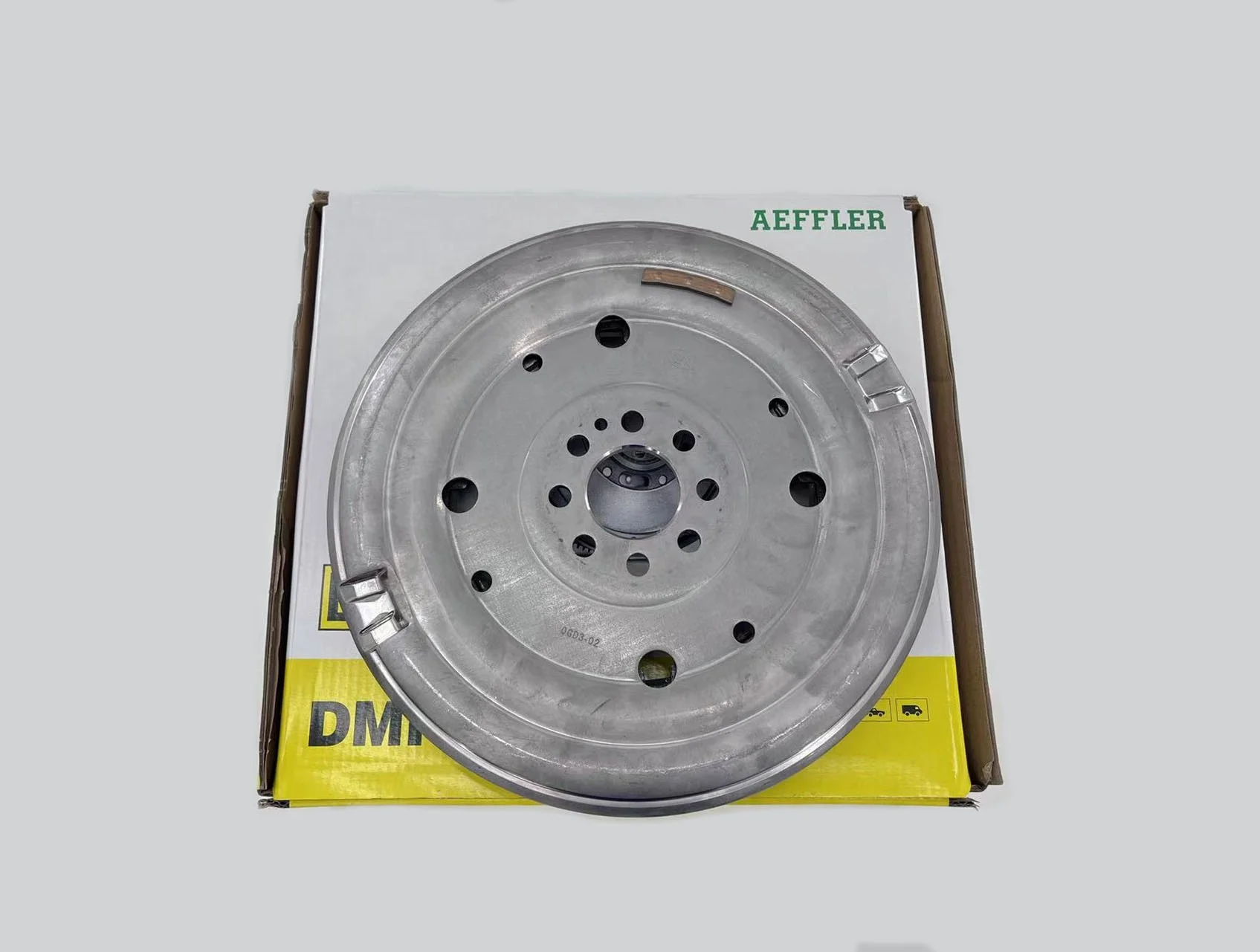 4150793100 DSG seven speed dual mass flywheel suitable for Passat Golf CC 06J105266AM 8-hole 132 tooth