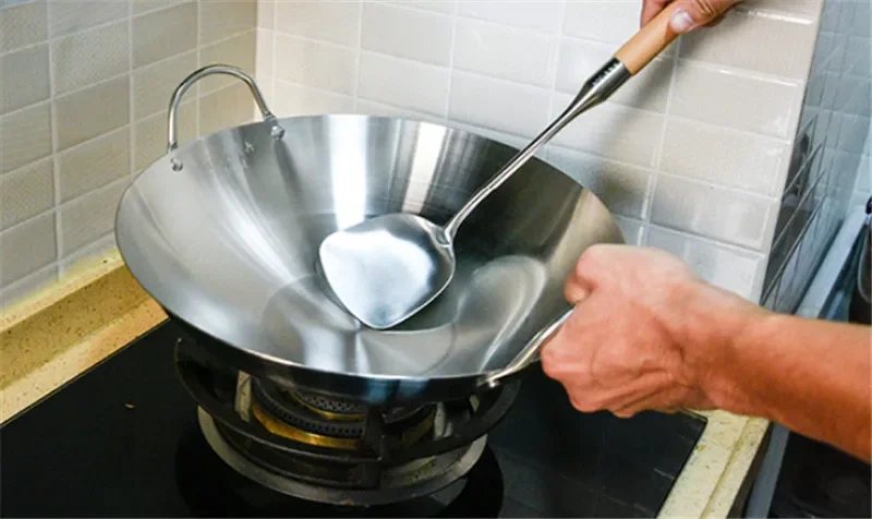 Iron Non-coating Woks Gas Cooker Traditional Handmade Pot Huge Manual Forging Wok With Binaural 34/40cm Double Ear Chef Fry Wok Cast Iron Wok Iron Wok