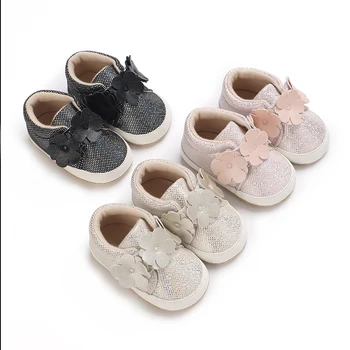 Neonati maschi Scarpe da ginnastica per neonati Mocassini per bambini in pelle Pu Suola morbida antiscivolo Appartamenti per bambini Primi camminatori Culla neonato Sh 1
