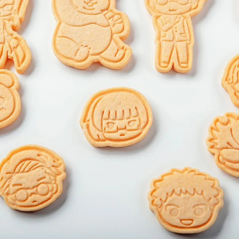 Cookie Cutter Baking Mold Cookie Mould Fondant Cutter Baking Decorating Tools Cartoon Anime Character Mini 3D Cutting