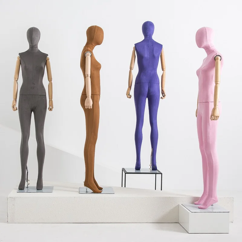 Рисунок 2 - Тканевая обложка в виде платья