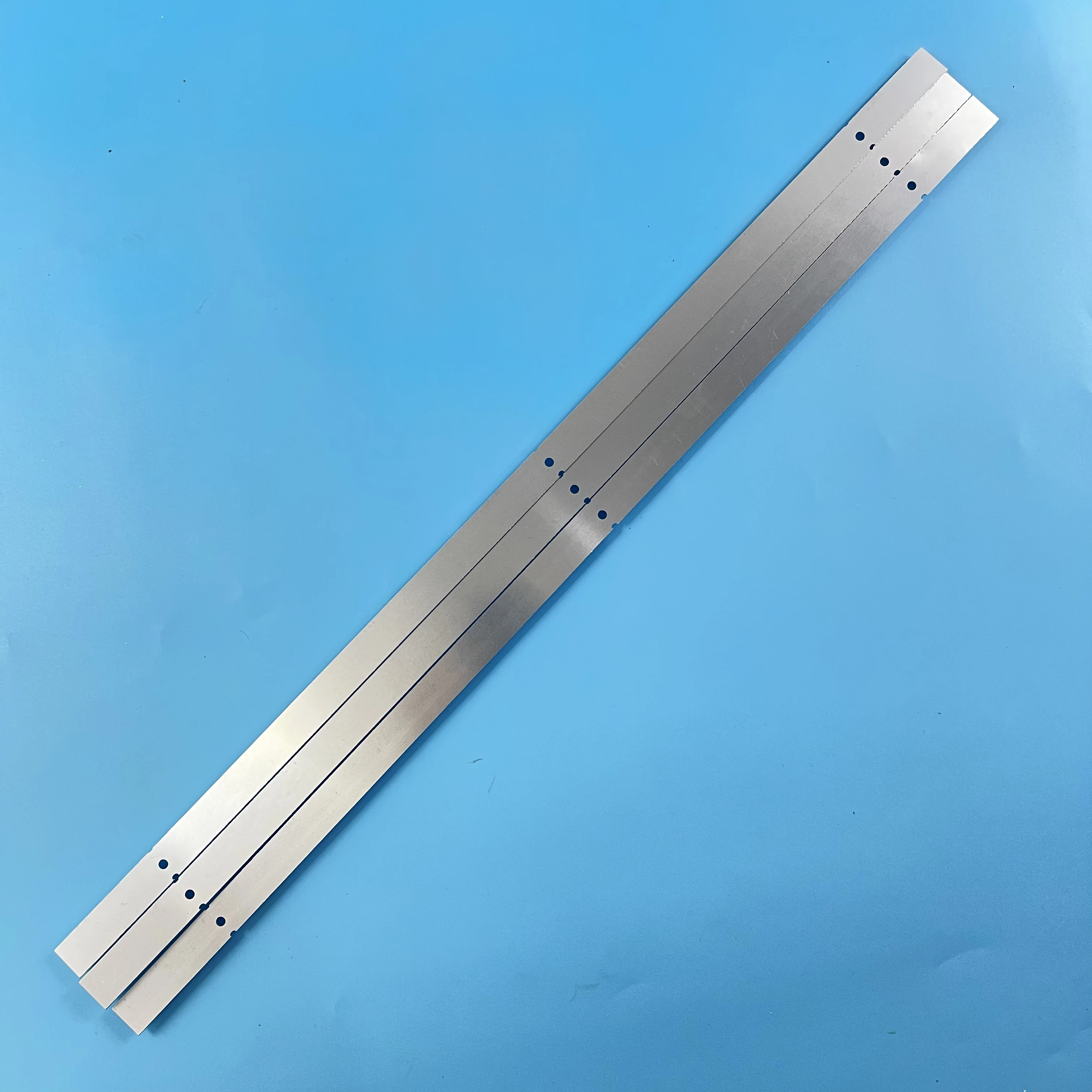 LED Backlight Strip For Telefunken TF-LED32S27T2 TF