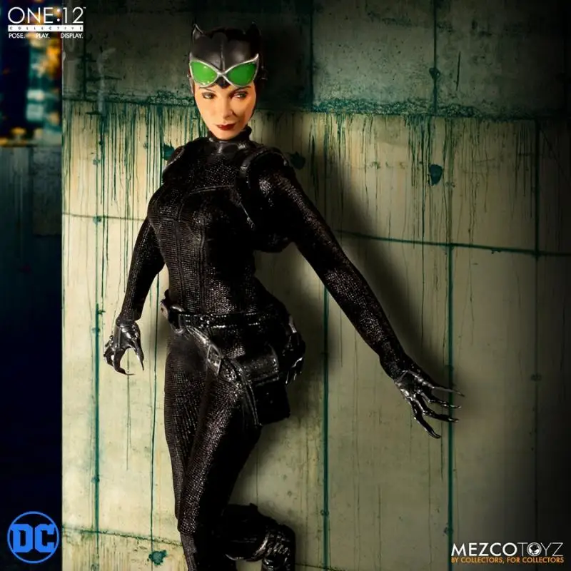 mezco　ワン12コレクティブ　キャットウーマン　1/12 フィギュア Amazon.co.jp: Mezco Toys One:12 Collective: DC Catwoman