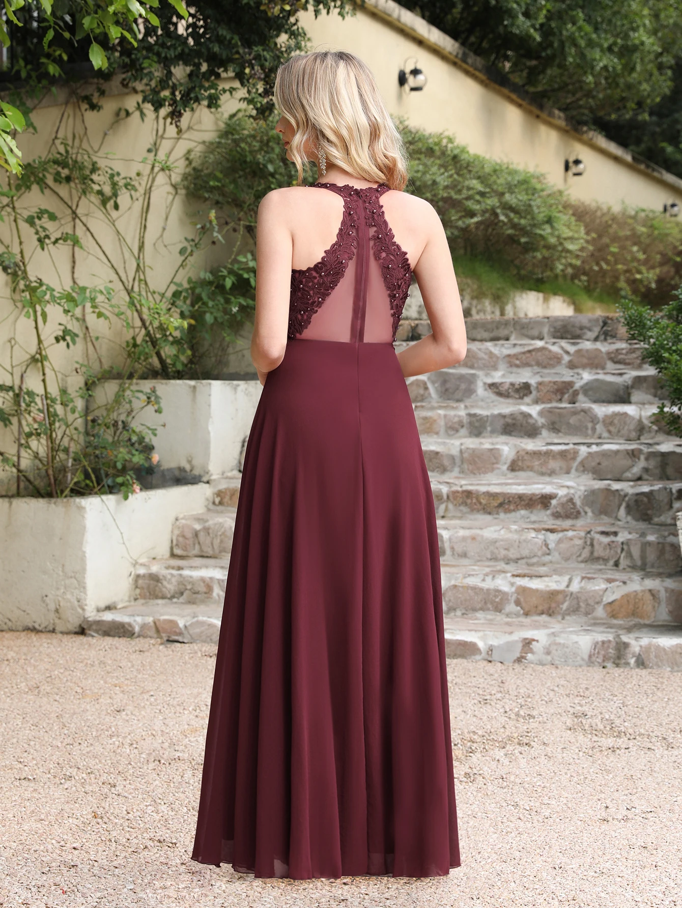 فساتين سهرة نسائية بحمالات رباط من اللؤلؤ الدانتيل...