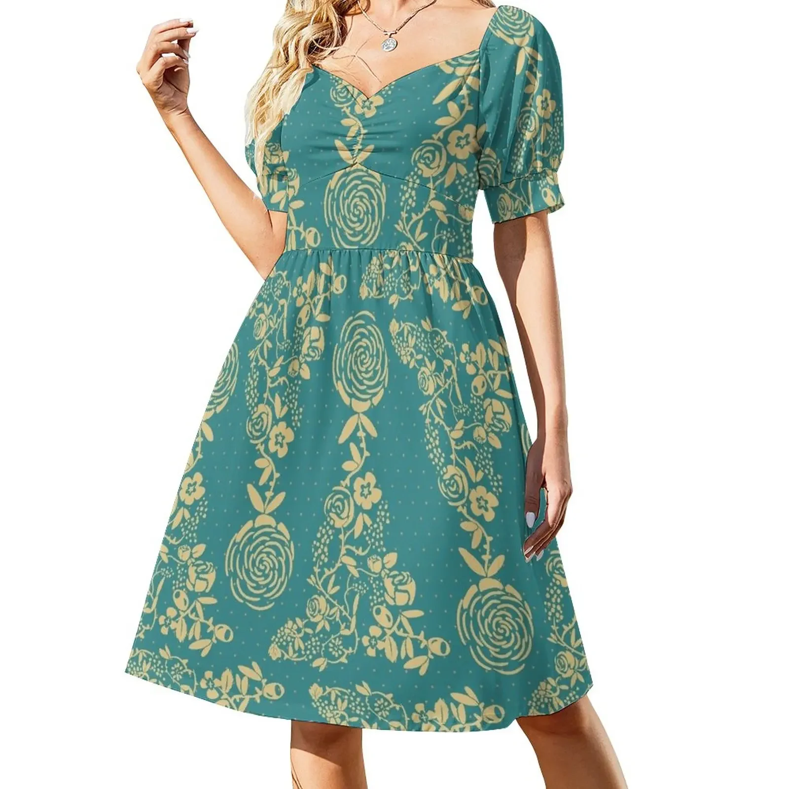 

Laurel's Sleeveless Dress Evening gown Casual dresses