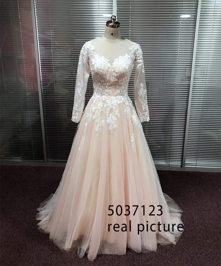 Champagne A Line Wedding Dresses with Lace Appliques Floor Length Long Sleeves Vestido De Noiva Bridal Gown Robe De Mari&eacute;e