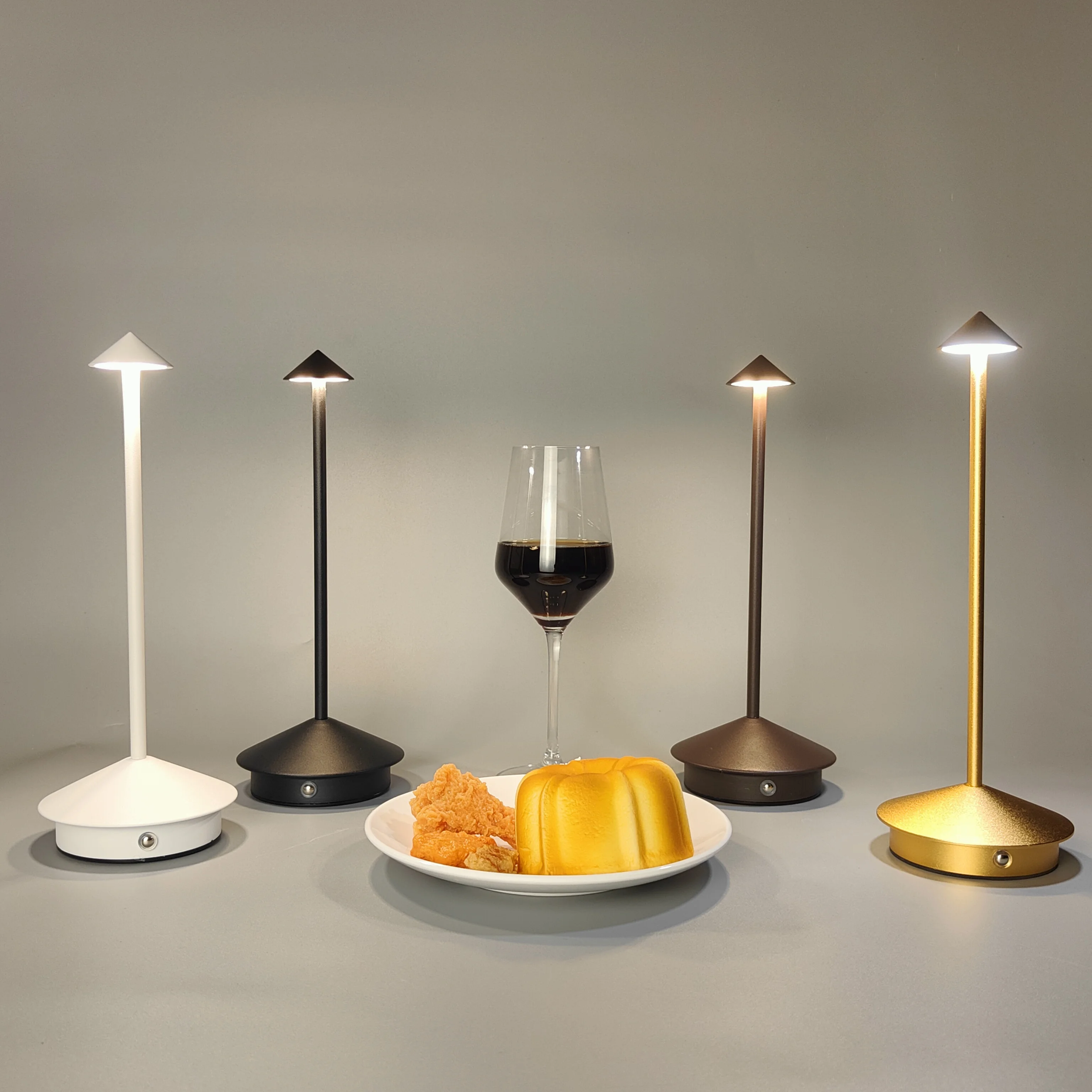 Lampada Da Tavolo Ricaricabile Usb Creative Dining Touch Led Pina Pro Lampada Da Tavolo Hotel Bar Coffee Lampada Da Tavolo Lampada Decorativa