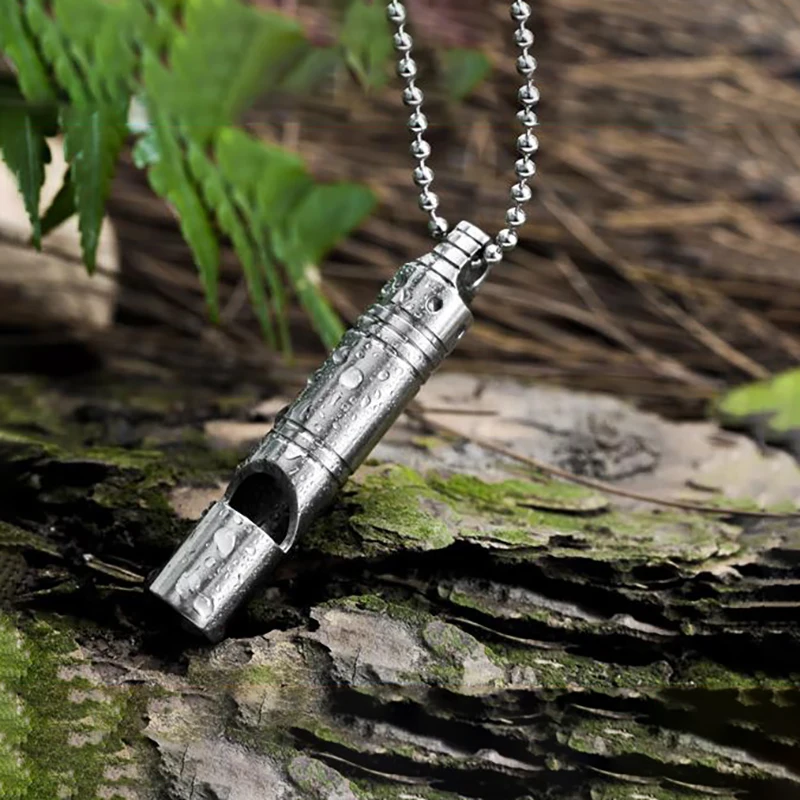 Dog Training Titanium Alloy Whistle With Stainless Steel Neck Chain High Decibel Whistle Outdoor Survival Keychain