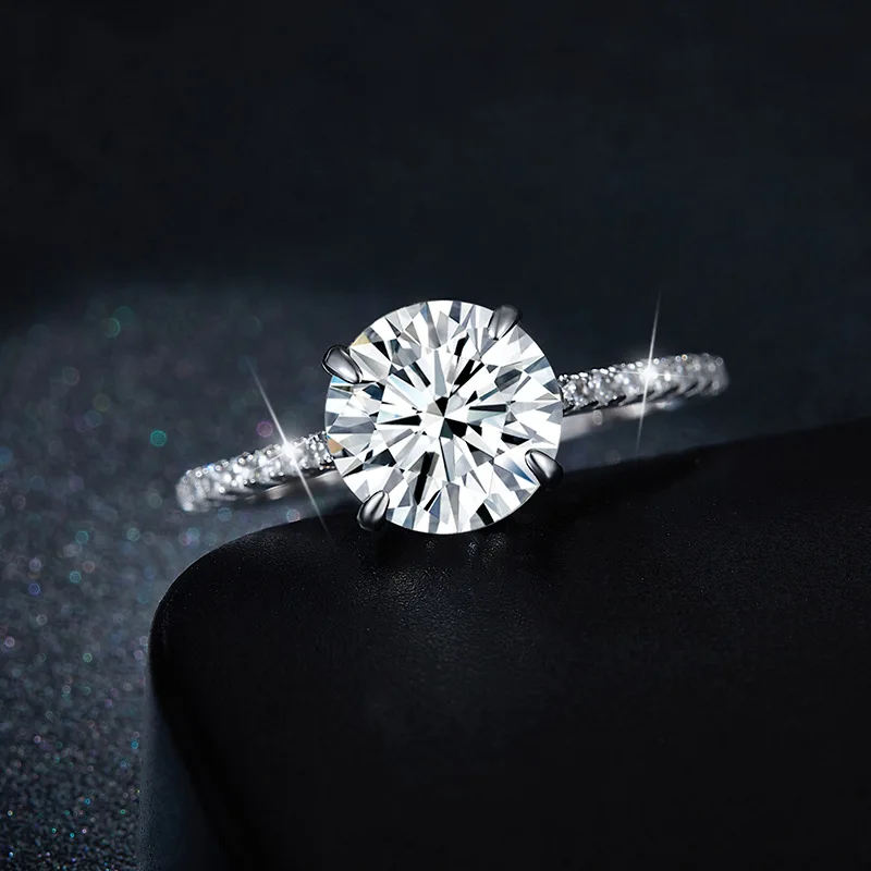 Follow Cloud 1-3ct Moissanite Classic Four Paws Wedding Ring