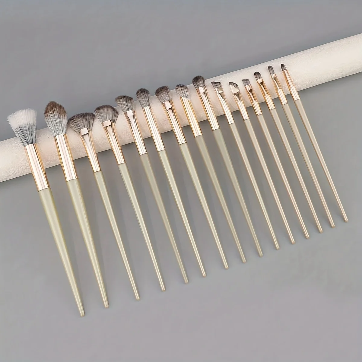 15PCS Rose Gold Makeup Brush Set - Vegan Nylon Bristles & ABS Handle, Cruelty-Free for Beginners/Pros (Travel & Home)