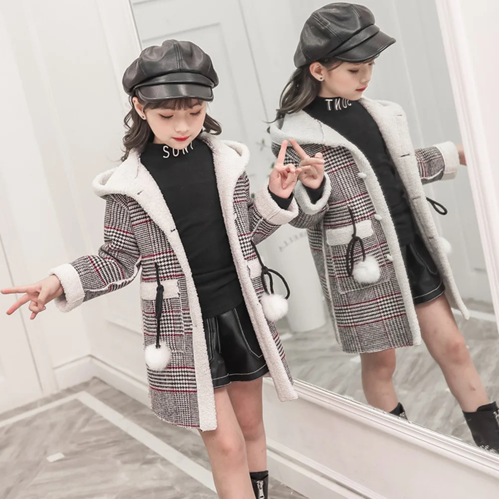 

2023 Fashion Design Autumn Winter parka Girl Hairy clothes Long Woolen Coat for Kids Outerwear Grid pattern Padded Warm clothing